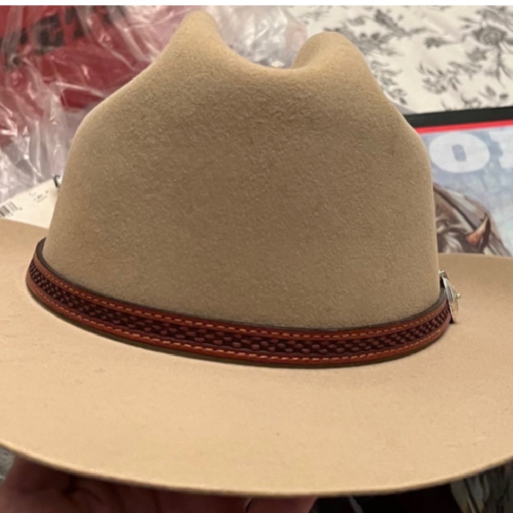 Stetson Cowboy 4X worn once- hat worn in Justified by Raylan Givens -